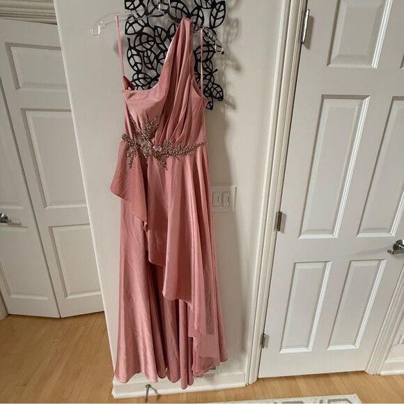 MAC DUGGAL Embellished One Shoulder Asymmetrical Gown in Rose 6 NWT - Picture 9 of 16